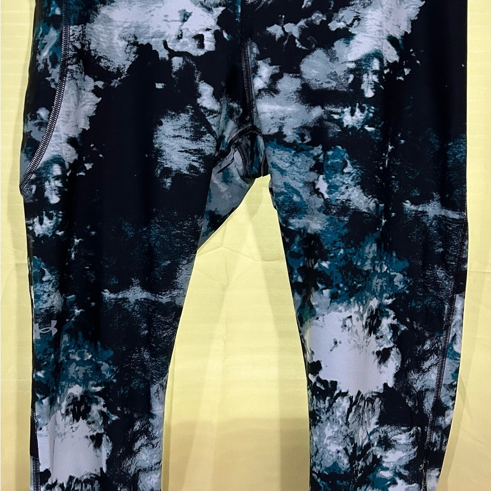 Under Armour Blue and White Abstract Leggings